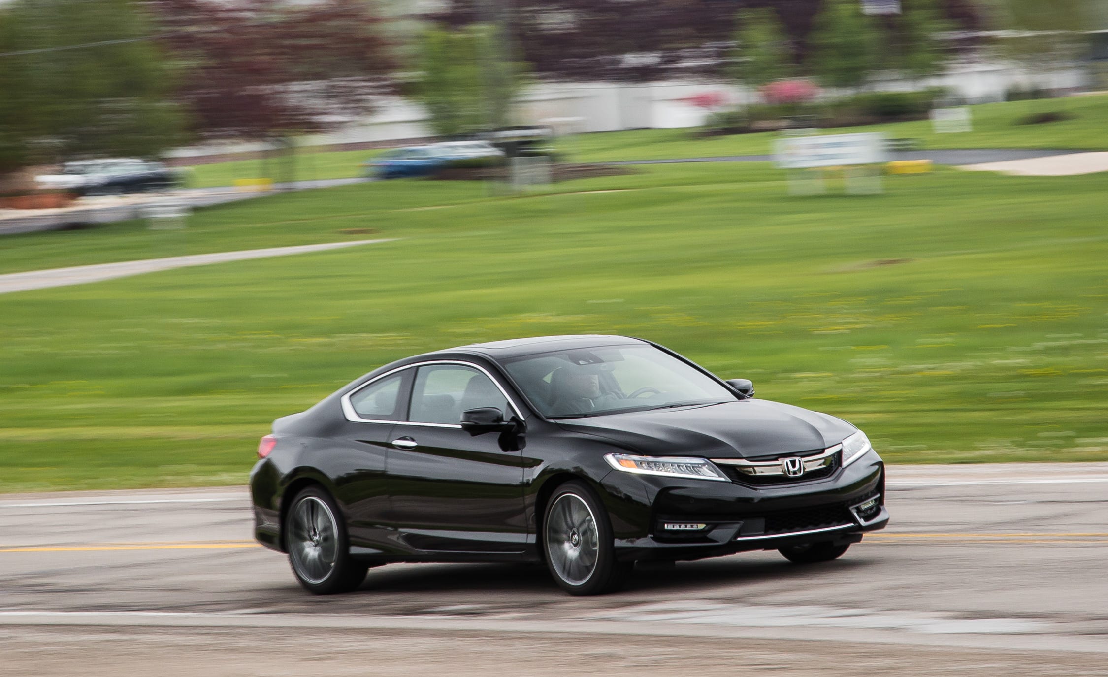 Honda Debuts 2016 Accord Facelift We Visually Compare It With The 2015MY   Carscoops